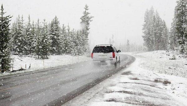 7 Tips to Brush Up Your Winter Driving Skills